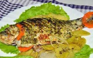Карась запеченный в духовке с майонезом
